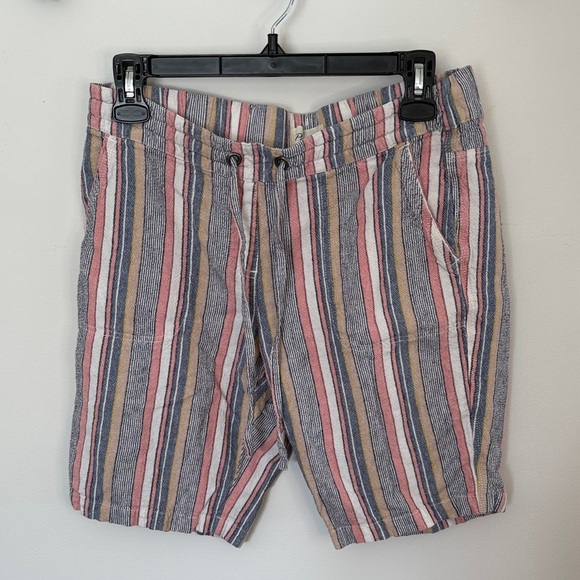 Per Se Striped Women's Bermudas in pink, Blue, and Tan medium - Picture 1 of 1